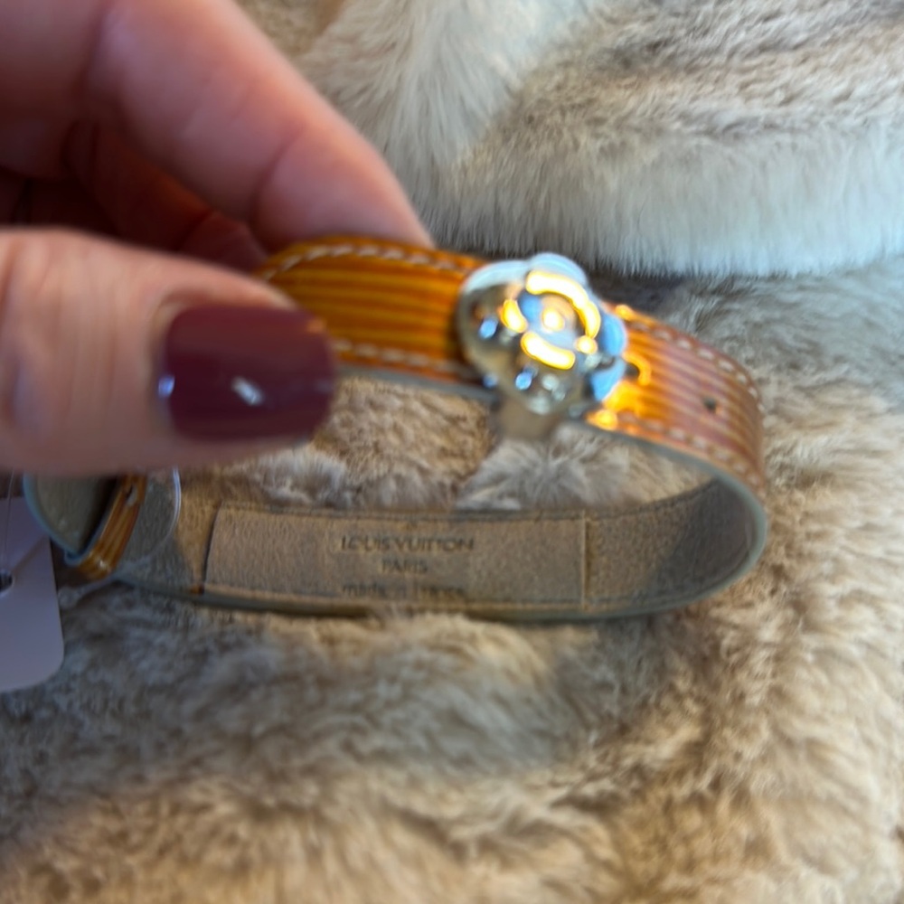 Authentic Louis Vuitton bracelet, leather and silver EUC - Picture 3 of 8